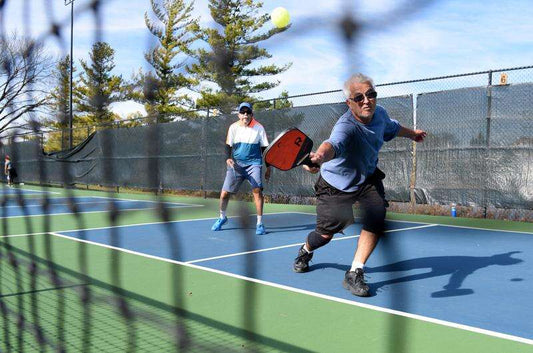 การป้องกันการบาดเจ็บจากการเล่น Pickleball